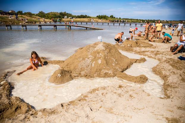 11. Festival pijeska na Kraljičinoj plaži u Ninu