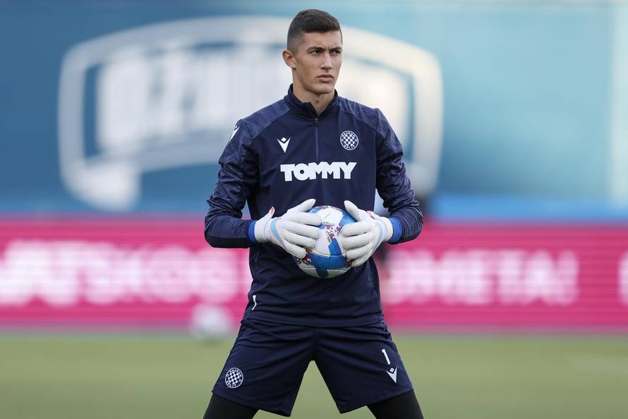 Zagreb: Zagrijavanje igrača prije početka utakmice Dinamo - Hajduk