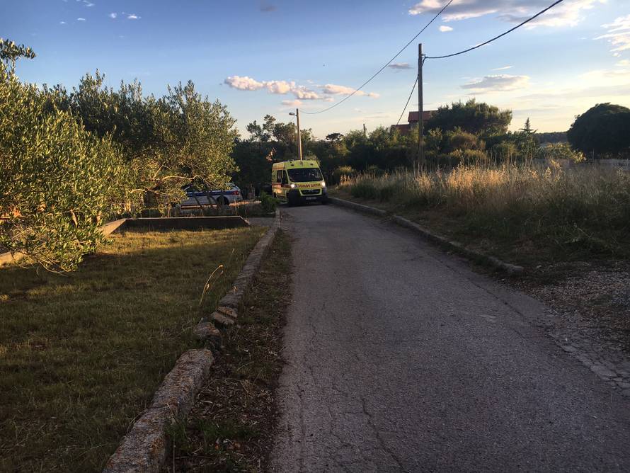 Ekskluzivni video drame na Rabu: Napadač pucao po ulici