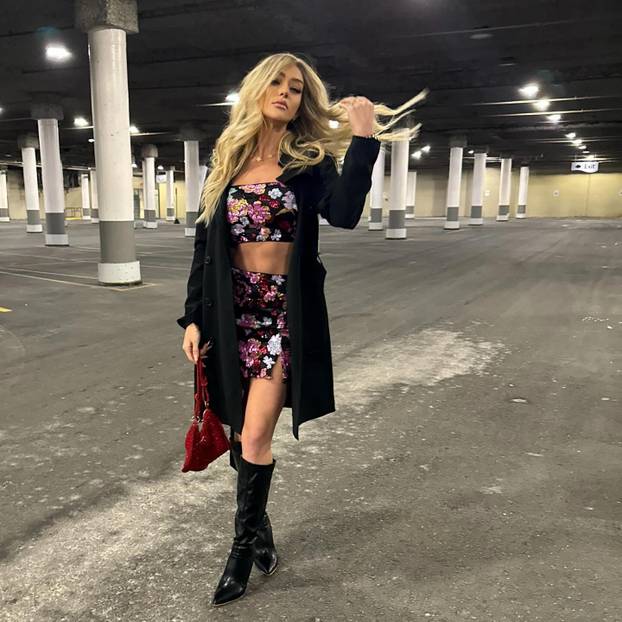 FOTO Da, imam dijete i poziram polugola. Pa neću valjda skrivati svoje isklesano tijelo?