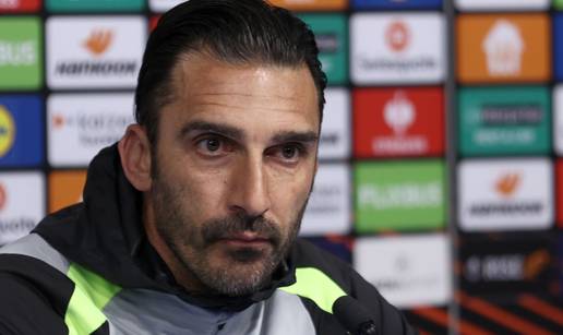 Trener FCSB-a: Ovo je klju&ccaron;na utakmica za nas. Kova&ccaron;evi&cacute; je zvao '&scaron;pijuna'? Ja to ne radim...