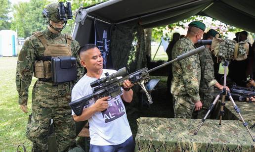FOTO Mo&cacute;ne strojnice, pu&scaron;ke i tenkovi: Pogledajte impresivni arsenal Hrvatske vojske