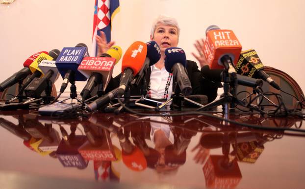 Zagreb: Jadranka Kosor objavila nove potpredsjednike Vlade RH