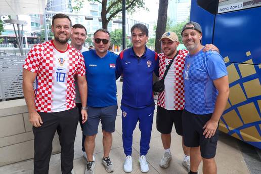 FOTO 'Vatreni' su do&scaron;li u Dallas! Dali&cacute; je bio hit me&dstrok;u navija&ccaron;ima