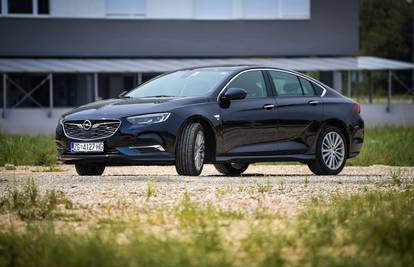 Opel Insignia na testu: Moćna limuzina sa stilom i klasom