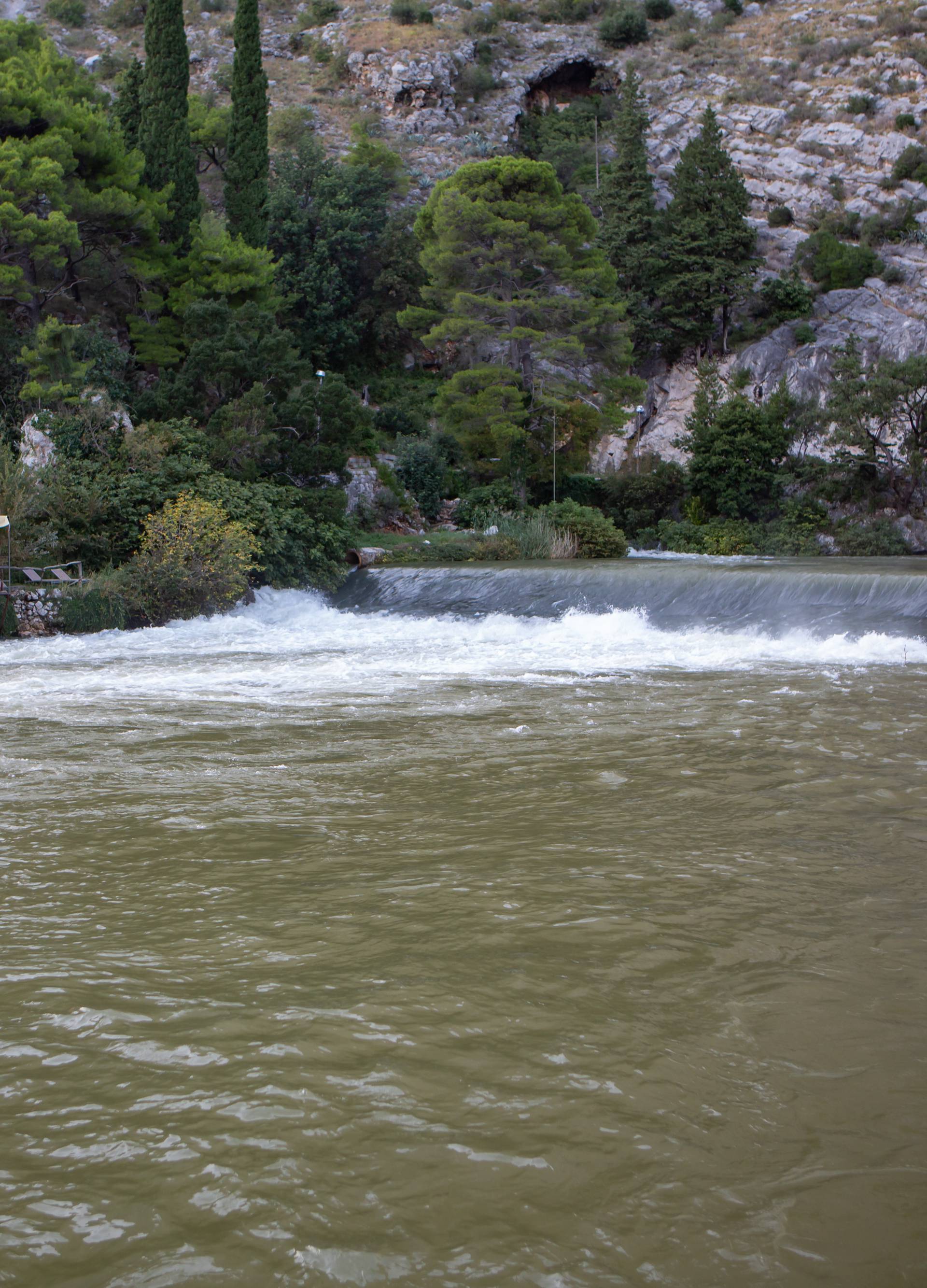 Zbog velikog zamuÄenja rijeke Omble voda u Dubrovniku nije za piÄe