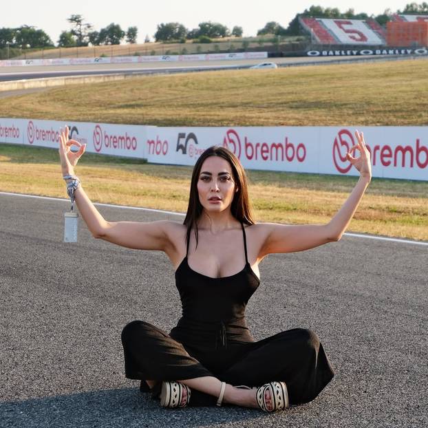 FOTO Paola je seksi model, ali tvrdi da od toga nema ništa: 'Dugo nisam vodila ljubav...'