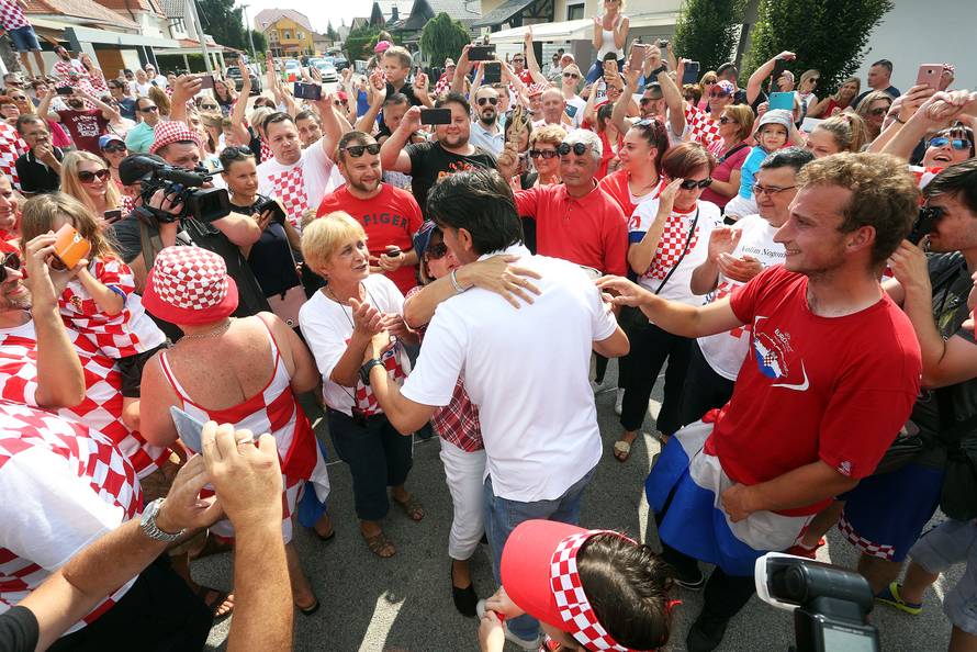 Dalića dočekala fešta kod kuće: 'Moji sugrađani, za ovo se živi'