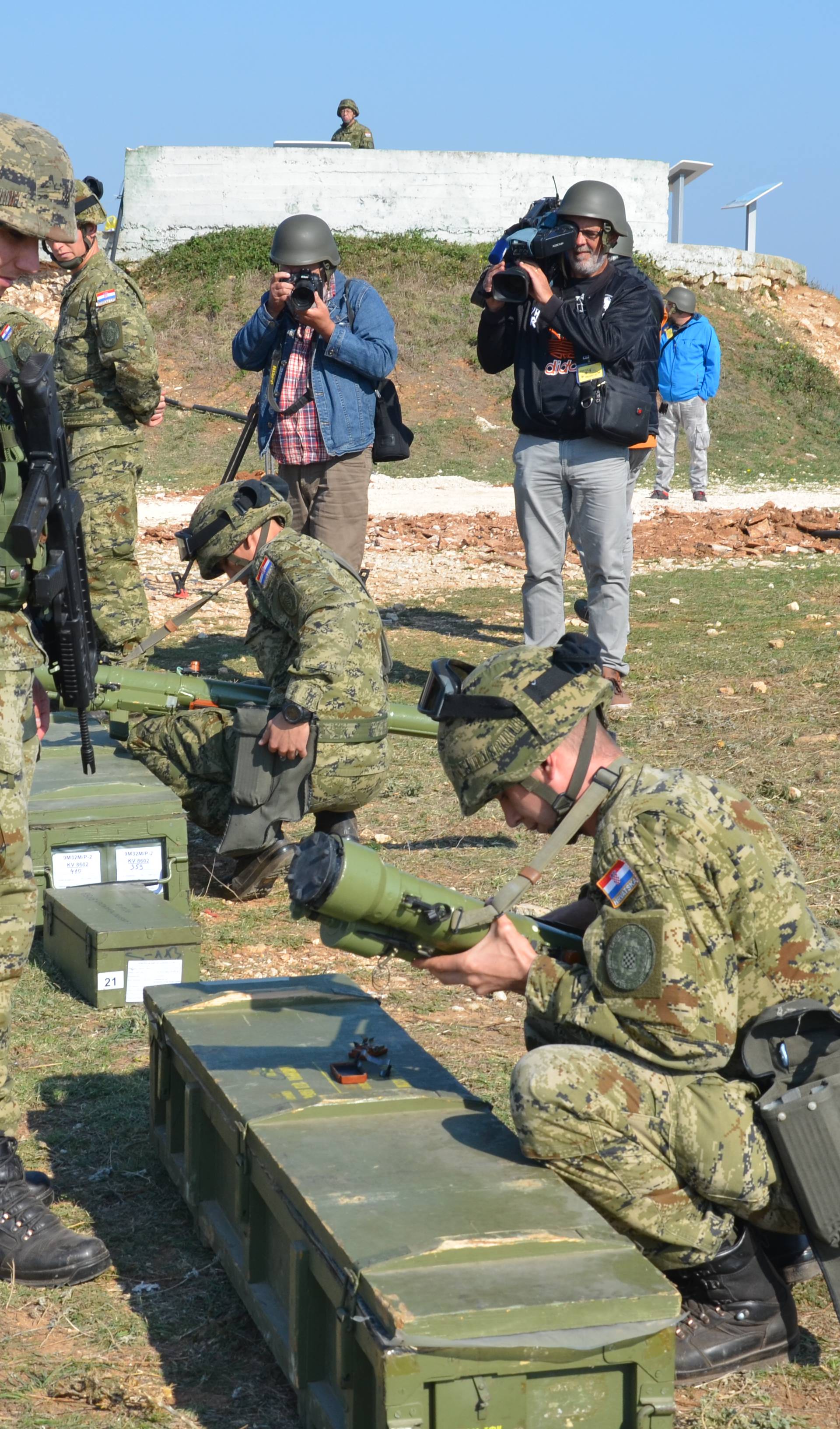 Gotovina i Markač na završnom dijelu vojne vježbe 'Velebit 18'