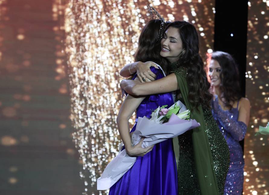 Zagreb:  Antea Mrsić nova je  Miss Universe 
