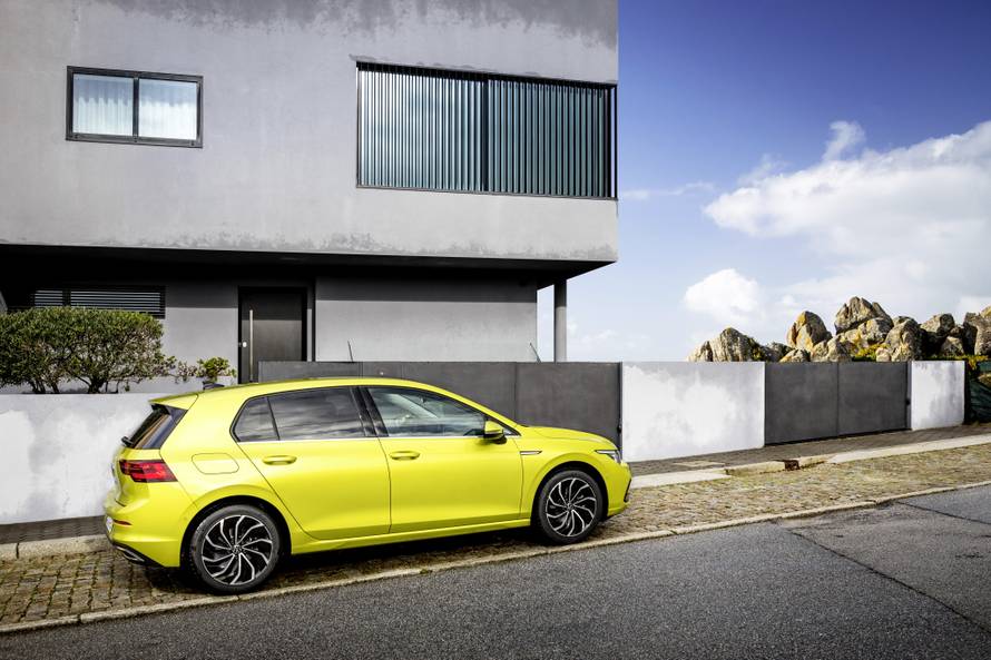 Među prvima na svijetu vozili smo revolucionarni VW Golf 8