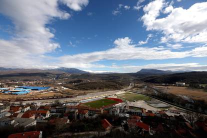 Prijestolnica kraljeva Knin zimi podsjeća na tihu slavnu prošlost