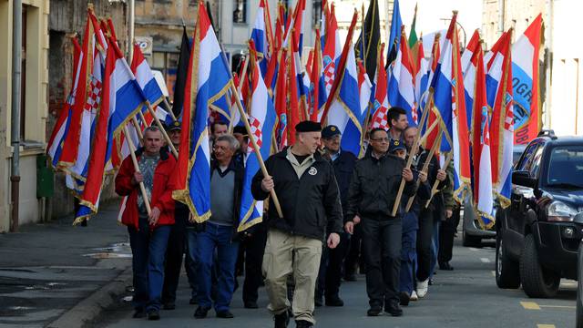 Bio je to početak: Pobunjeni Srbi zauzeli  policijsku postaju
