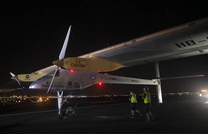 Zrakoplov na solarni pogon završio put,  sletio u New York