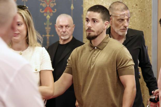 Split: Kćer Slavena Bilića, Alani u društvu Njegoša Šolaka na proslavi 30. godina Sportskih igara mladih 
