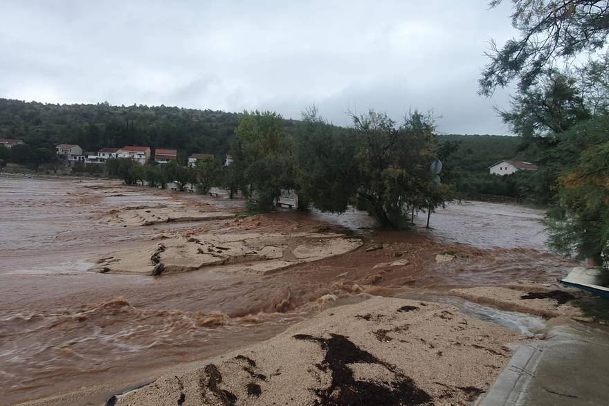 Poplava kod Obrovca