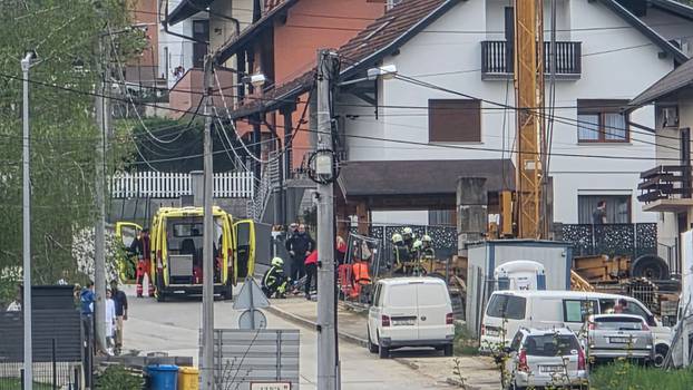 FOTO Mjesto tragedije u Samoboru: Na gradilištu je pala dizalica, zaposlenik stradao