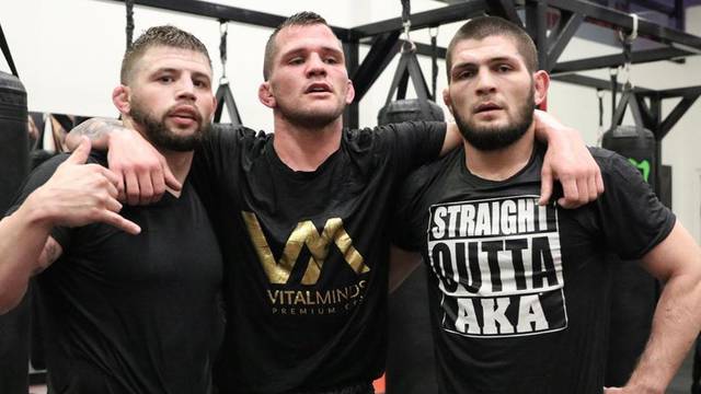 'Ajmo svi van osim njega! U tu dvoranu smije ući samo Khabib