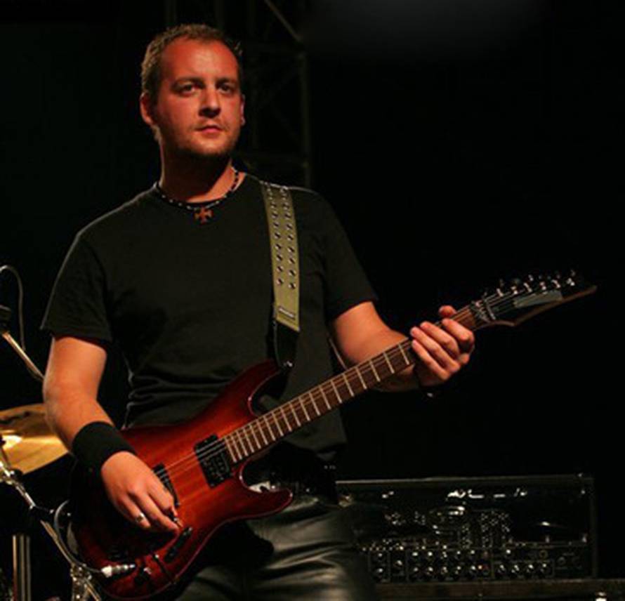 Doznajemo: Thompson ima novi bend, evo koliko će ih platiti za veliki koncert na Hipodromu...