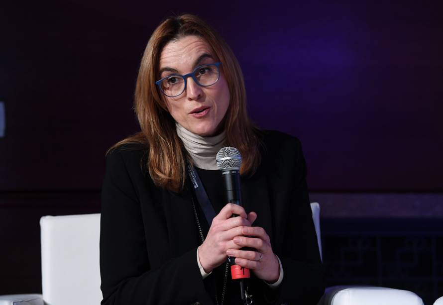 Ne postoji osoba koja ne može naučiti neki strani jezik