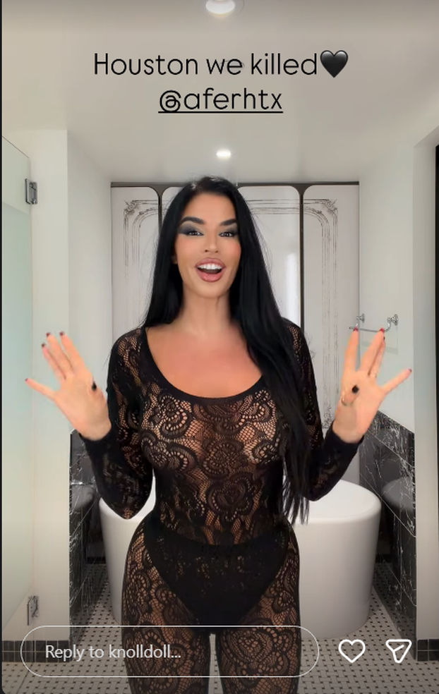 FOTO Ivana Knoll u izazovnom izdanju zaludila publiku u Houstonu: Evo u čemu nastupa