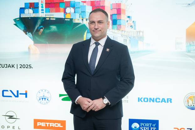 Zagreb: Ministar David Vlajčić otvorio konferenciju "Regija u pokretu" o razvoju prometne infrastrukture