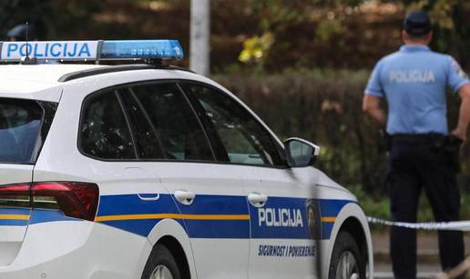 Gadno joj se zamjerila: Izbušila gume i izgrebala cijeli auto ženi