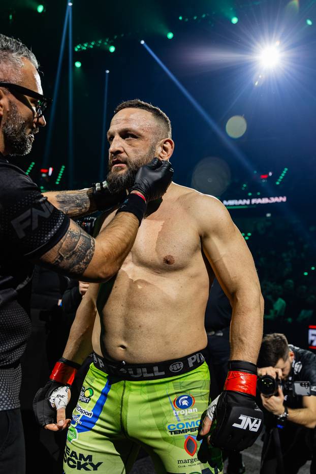 FOTO FNC ljepotice su zavladale Münchenom: Meri Goldašić, Valentina Miletić, ring djevojke