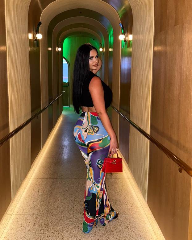 FOTO NBA zvijezda postala je srpski zet. Ljubi bujnu Danielu