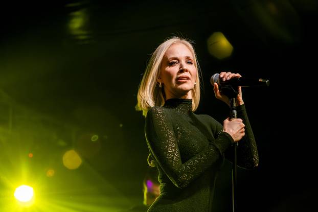 Žminj: Koncert Jelene Rozge za Valentinovo 