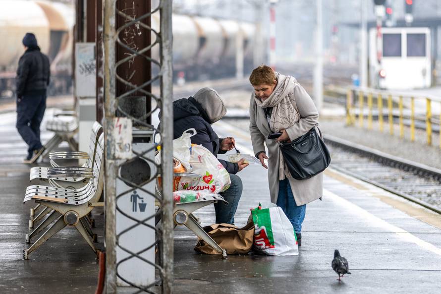 24SATA Zagreb: Vesna Ribarić koordinatorica je inicijative "Od srca do srca za beskućnike i potrebite"