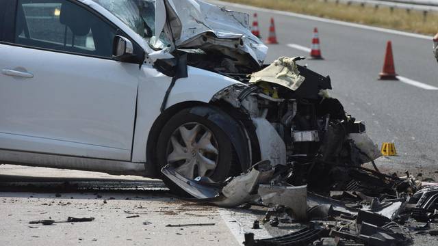 Vrpolje: Jedna osoba ozlijeÄena u prometnoj nesreÄi na autocesti A1