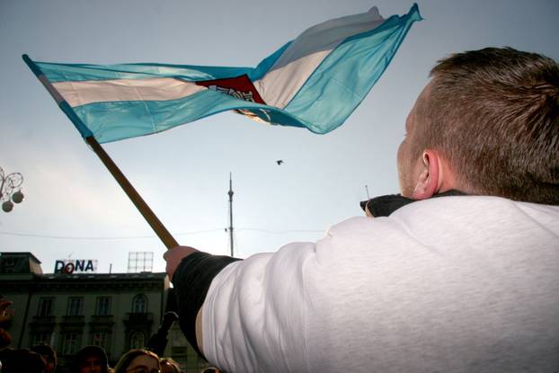 ARHIVA -  Tristotinjak osoba okupilo se na Jelačićevom trgu tijekom skupa podrške Gotovini
