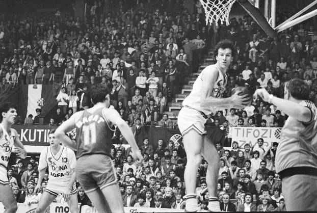Povijesna utakmica kada je KK Zadar pobijedio KK Cibona u finalu Prvenstva Jugoslavije, 26.4.1986.