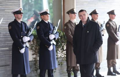 Penava: Narod je puno puta zreliji od nas političara