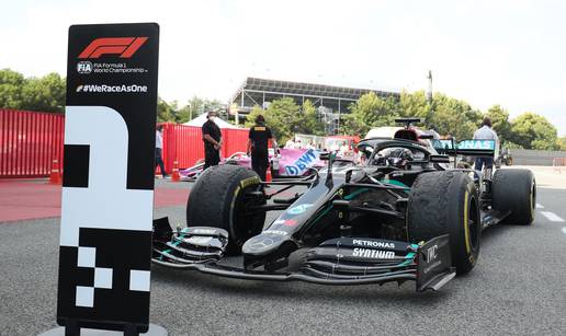 Lewis skinuo Schumijev rekord: Vettel 7., Leclerc morao odustati