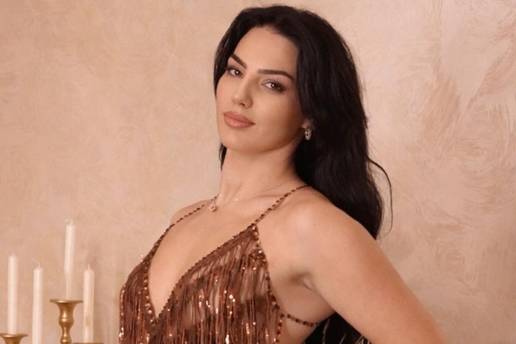 FOTO Vatrena crnka Anamaria zapalila mre&zcaron;e: Pogledajte njezinu besprijekornu figuru