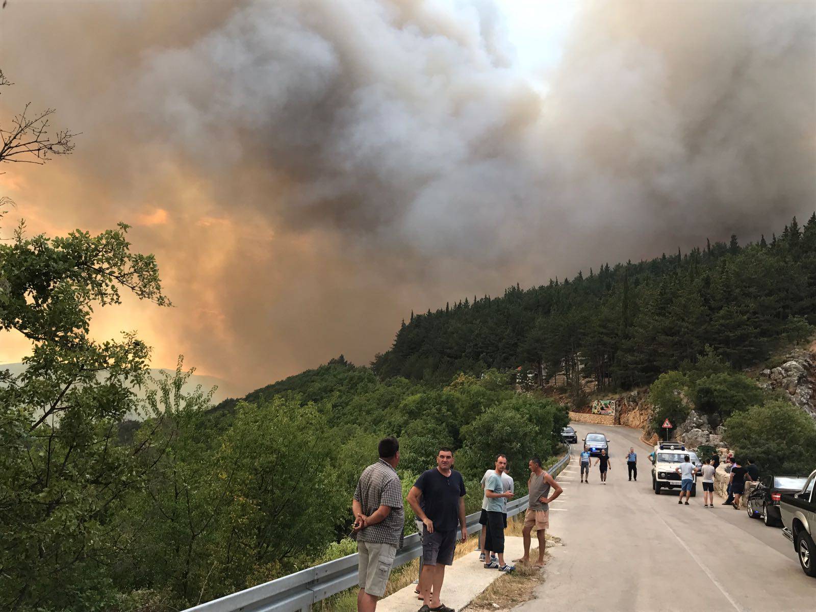 Mještani su čuli eksploziju prije izbijanja  požara kod Imotskog?