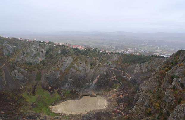 Imotski: Presušilo je  Modro jezero