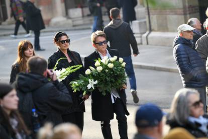 FOTO Obitelj i slavni kolege su se oprostili od Žarka Lauševića