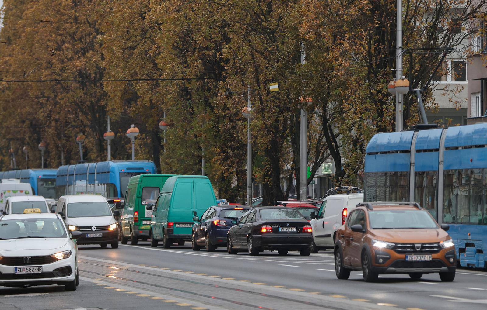 Zagreb: Velike gužve zbog zastoja tramvajskog prometa