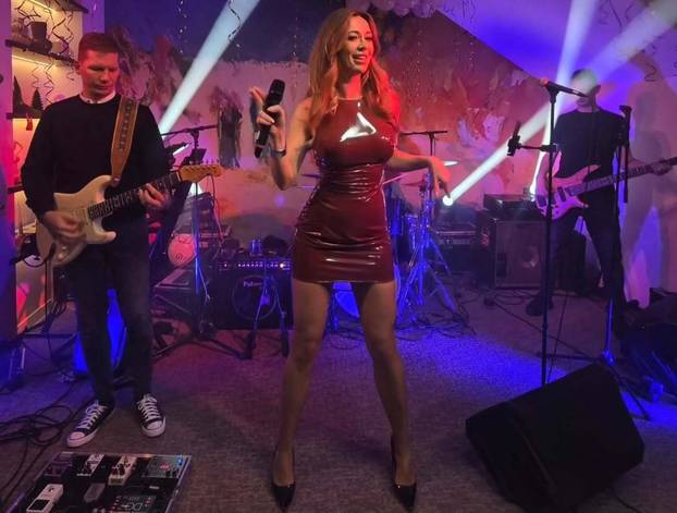 FOTO Uske kožne kombinacije i zgodna Lille su pun pogodak! Pogledajte kako izgleda u njima