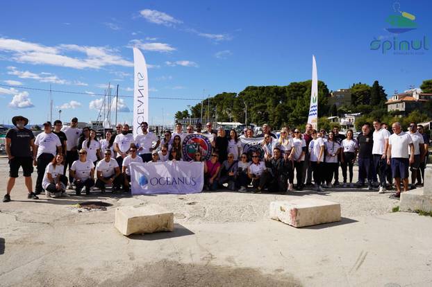 FOTO Pogledajte što su ronioci izvukli iz mora na eko akciji u Splitu: Sve je puno smeća...