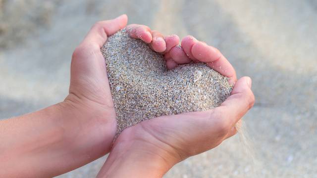 Ne uzimajte pijesak kao suvenir jer to šteti morskim životinjama