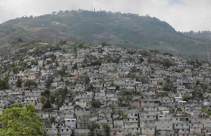 Snažan potres pogodio je Haiti, poginulo je najmanje troje ljudi