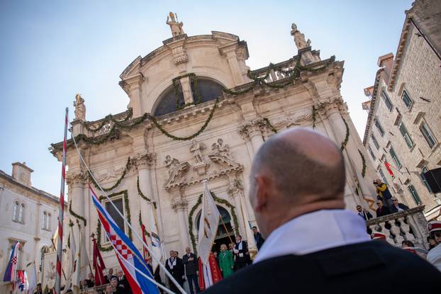 Dubrovnik: Spuštanjem barjaka sv. Vlaha i podizanjem državne zastave te misnim slavljem završila je ovogodišnja Festa svetog Vlaha