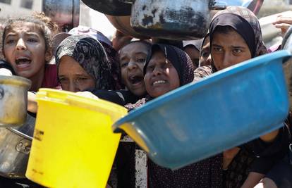 Konvoj s humanitarnom pomoći krenuo iz Egipta prema Gazi. 85 djece umrlo od pothranjenosti