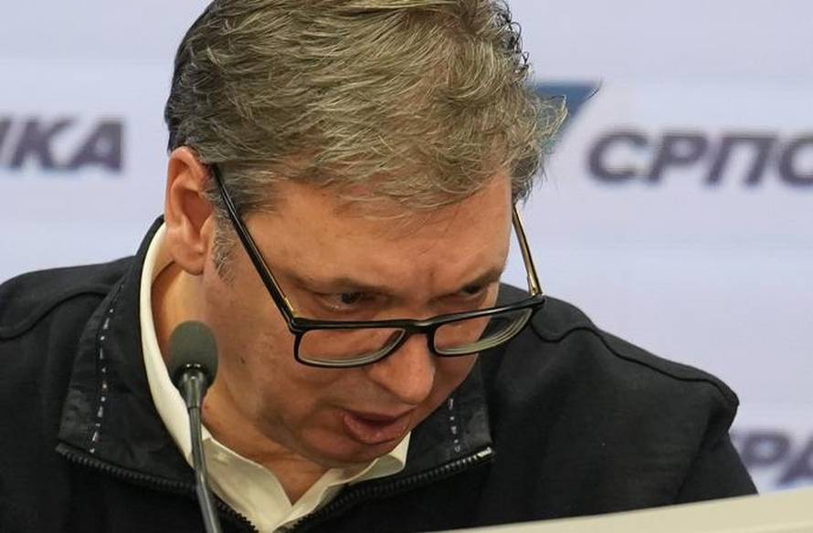 Aleksandar Vučić proglasio pobjedu SNS-a na lokalnim izborima