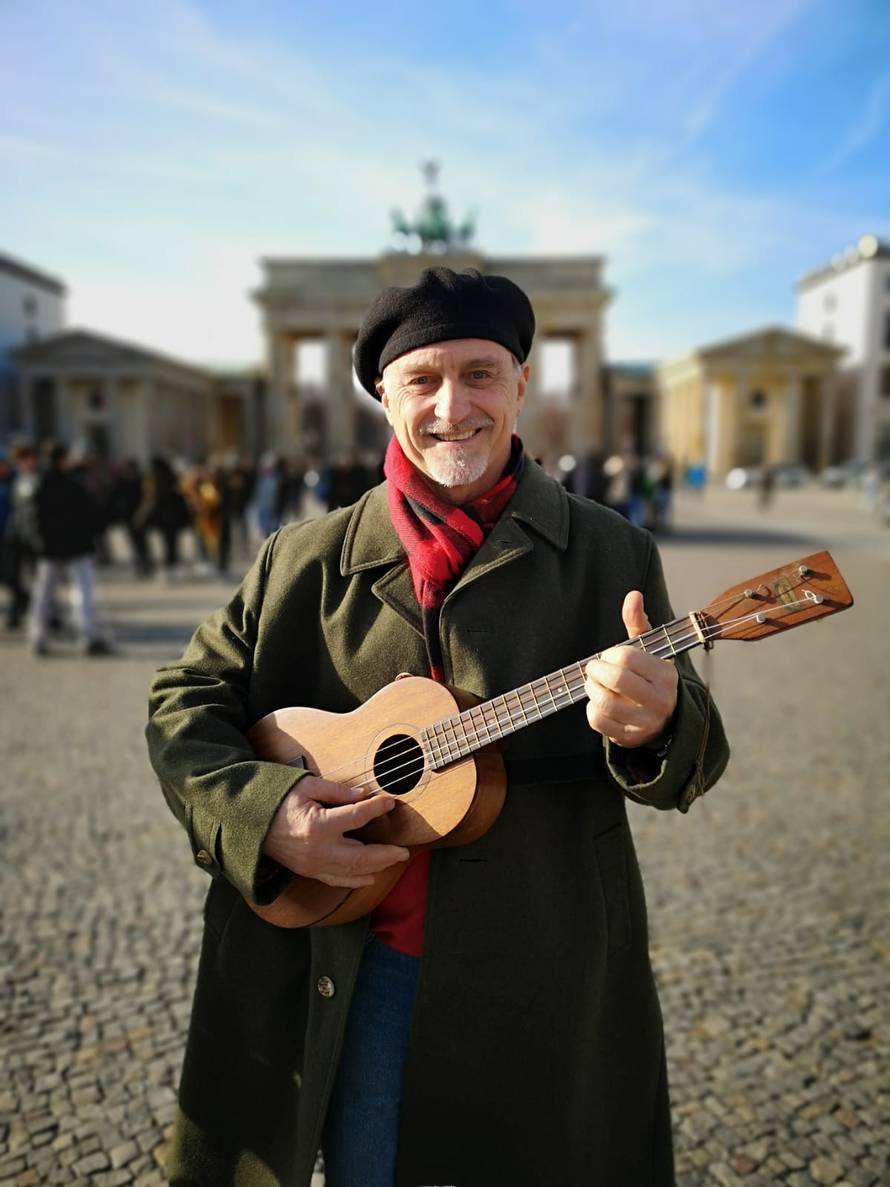 Daniel živi u džungli, a Domino živi bez vode i ima 9-ero djece
