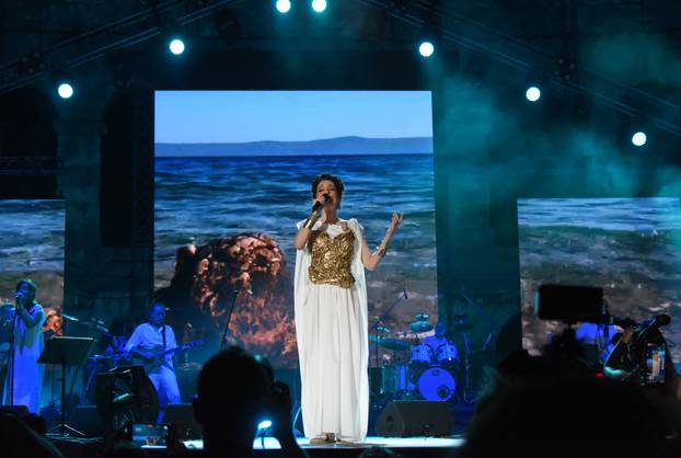 04.08.2024., Pula: I Doris Dragovic napunila pulsku Arenu.